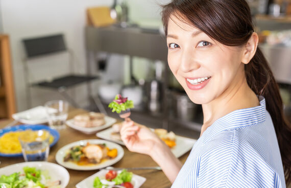 無理な食事制限なしで組む痩身プラン | 無理なく痩せられる川口市の耳つぼダイエットビーネ