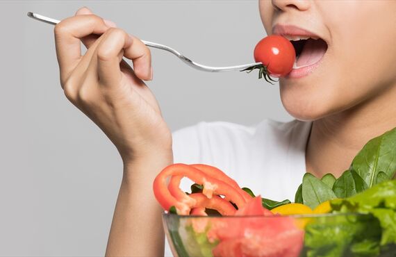 人気のツボ押し効果で痩身プラン | 無理なく痩せられる川口市の耳つぼダイエットビーネ